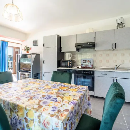 1 Bedroom Cozy In Апартаменты *
