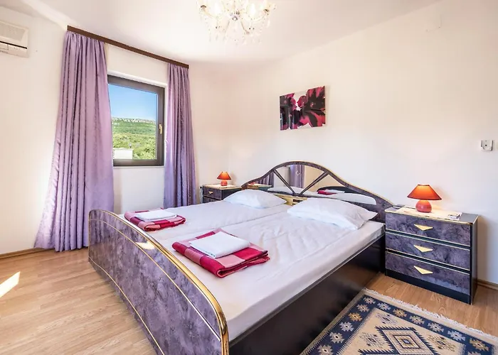 Апартаменты 1 Bedroom Cozy In *