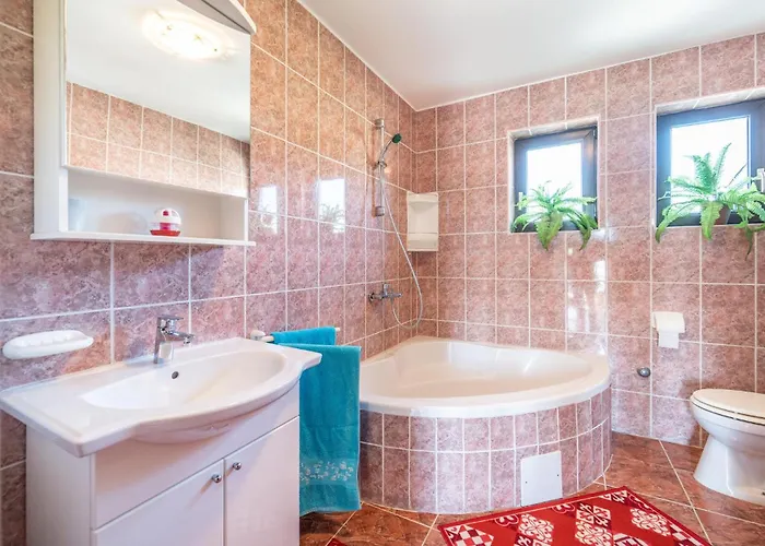 1 Bedroom Cozy In Апартаменты *