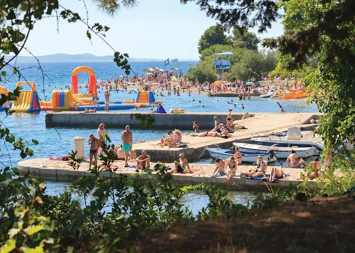 Апартаменты 1 Bedroom Cozy In